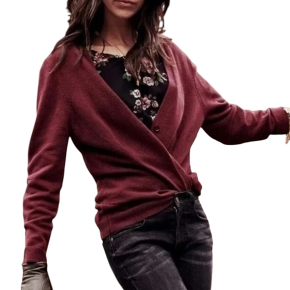 CAbi Deep Red Cardigan The "Catch" Button Down Classic Sweater Sz M - Picture 3 of 10